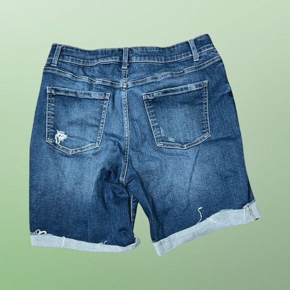 Time & Tru Button Fly High Rise Cuffed Shorts Size 14 #31 - Picture 3 of 3